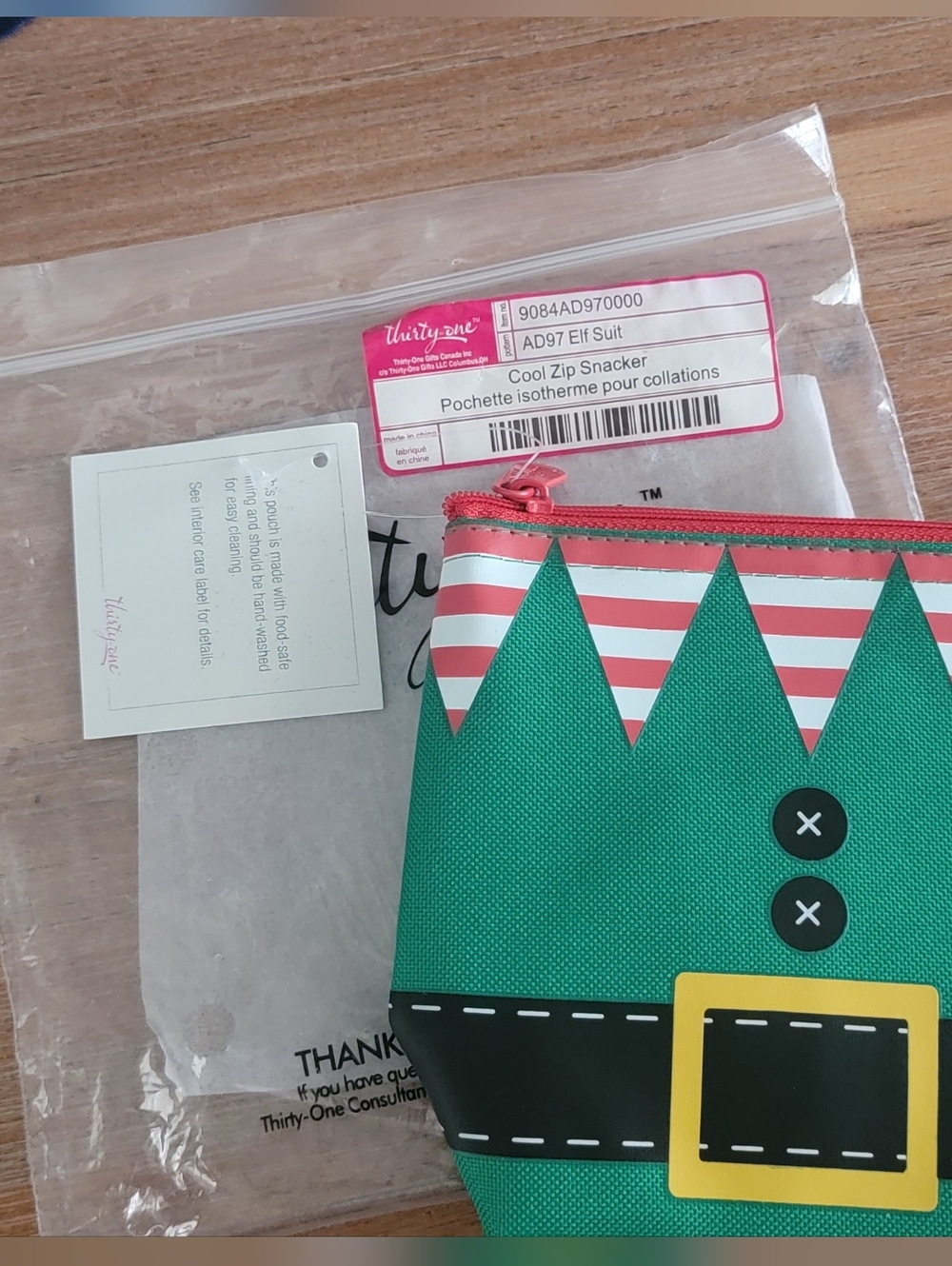 thirty-one Elf-Themed Cool Zip Snacker in Green with Red and White